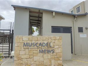 2 Bed Apartment in Burgundy Estate