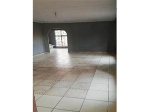 4 Bed House in Katlehong
