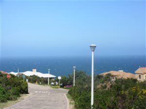 980 m² Land available in Village On Sea