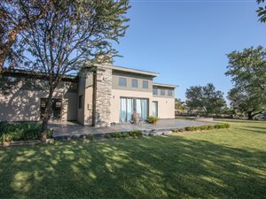 4 Bed House in Beaulieu