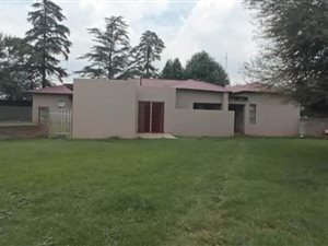 9 ha Farm in Zuurfontein
