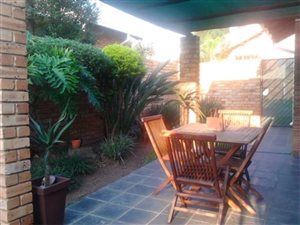 2 Bed Simplex in Die Hoewes