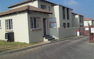 2 Bedroom Apartment in Elspark