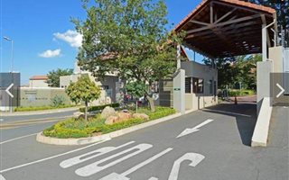 2 Bedroom Apartment in Broadacres