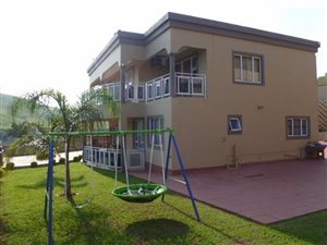 4 Bed House in La Mercy
