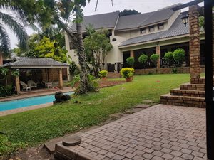 5 Bed House in Meerensee