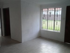 2 Bed Flat in Selection Park
