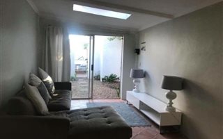 1 Bedroom Garden Cottage in Parkhurst