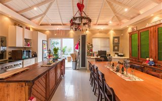 2 Bedroom House in Vredehoek