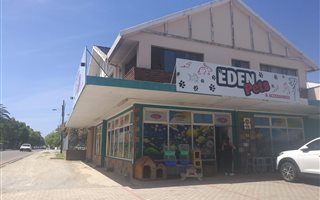 Retail space in George Central