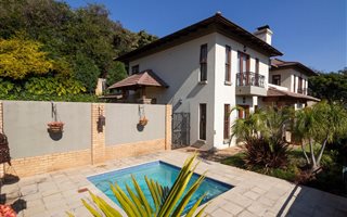 3 Bedroom House in Waterkloof Ridge