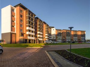 3 Bed Apartment in Highveld