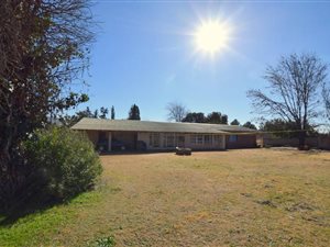 2 ha Land available in Magaliesmoot AH