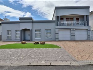 3 Bed House in Greenways Golf Estate