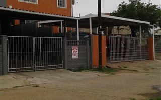 3 Bedroom Duplex in Redfern