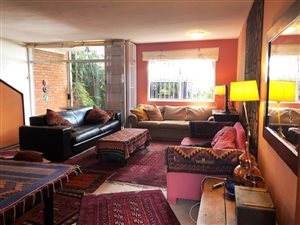 3 Bed Townhouse in Constantia Park