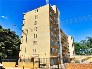 2.5 Bed Apartment in Pretoria North