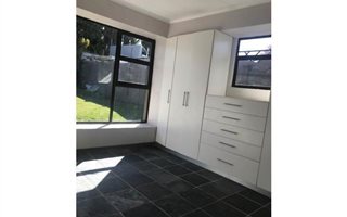 2 Bedroom Townhouse in Sandringham