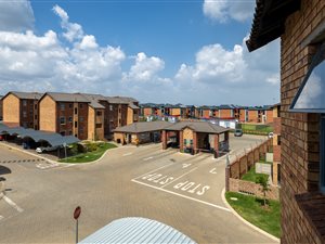 2 Bed Apartment in Alan Manor