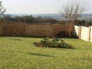 2 Bed Apartment in Ruimsig