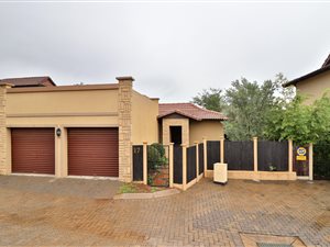 3 Bed Townhouse in Broadacres