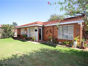 3 Bed House in Selection Park