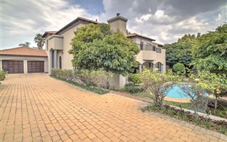 5 Bedroom House in Dainfern Valley