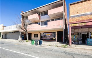 2 Bedroom Apartment in The Hill
