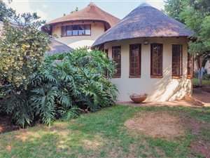 4 Bed House in Constantia Kloof