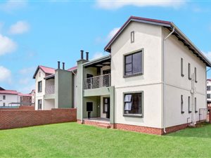 3 Bed Apartment in Golden Fields Estate