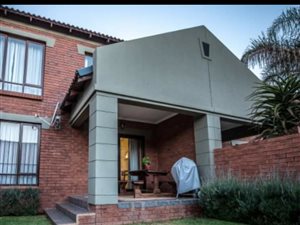 2 Bed Duplex in Boardwalk Meander