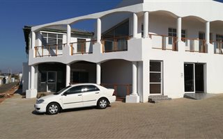 Commercial space in Windermere