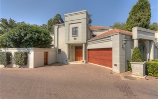 3 Bedroom Cluster in Houghton Estate