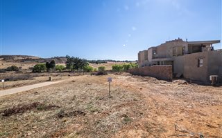 703 m² Land available in Eye of Africa