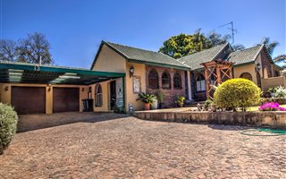3 Bedroom House in Van Riebeeck Park