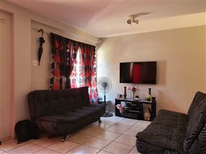 2 Bed Flat in Wild En Weide