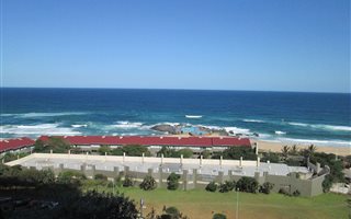 2 Bedroom Apartment in Amanzimtoti