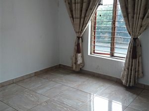 1 Bed Duplex in Bramley Gardens