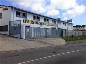 2000 m² Commercial space in Braelyn