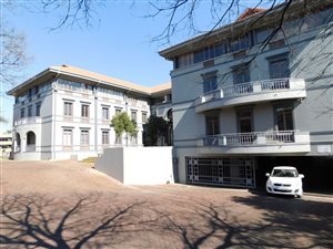 300 m² Office Space in Ferndale
