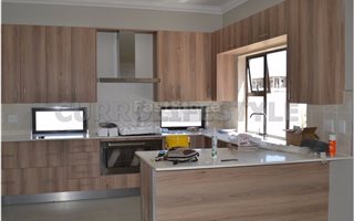 3 Bedroom House in Lombardy Estate