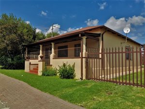 2 Bed House in Springs Central