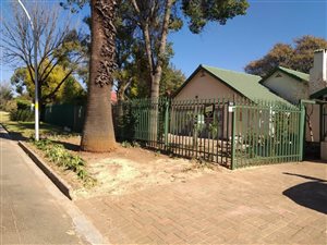 4 Bed House in Buurendal