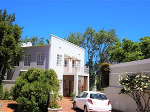 4 Bed House in Paradyskloof
