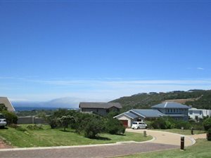 561 m² Land available in Whale Rock