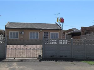 3 Bed House in Woodview