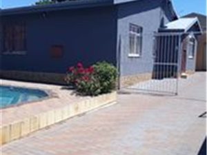 2 Bed House in Laudium