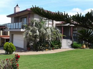 5 Bed House in Menkenkop