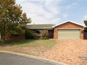 3 Bed House in Soneike