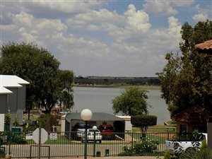 557 m² Land available in Bronkhorstbaai